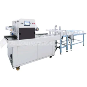 Dây chuyền cán màng khay nhôm tự động dạng băng tải từ LEO Aluminium Packaging